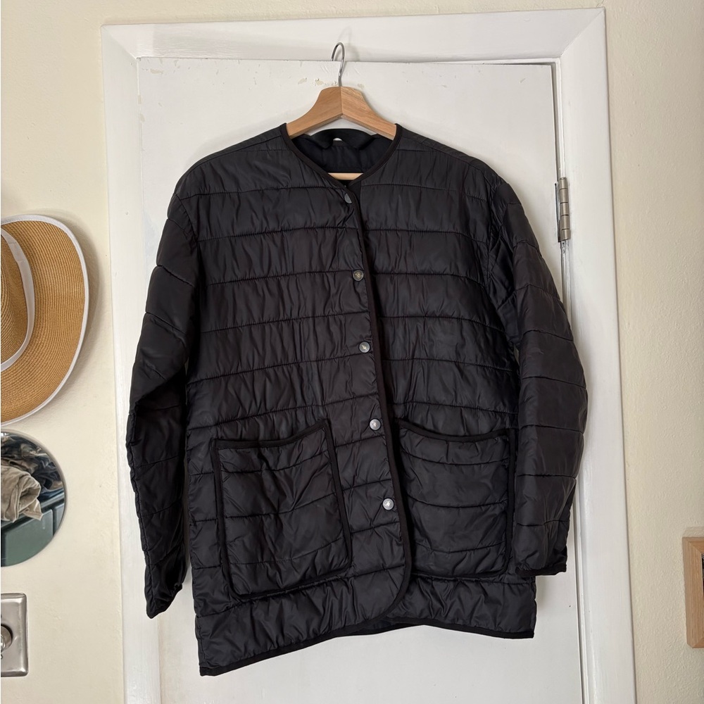 Everlane ReNew Quilted Liner Jacket - Small